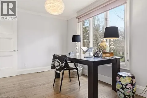 356 Shoreacres Road Burlington ON L7L 2H5