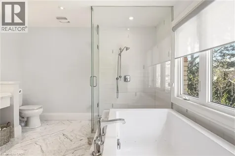 356 Shoreacres Road Burlington ON L7L 2H5