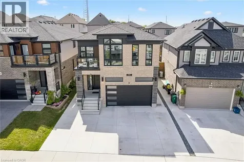 552 Nathalie Crescent Kitchener ON N2E 0H9