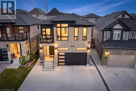 552 Nathalie Crescent Kitchener ON N2E 0H9