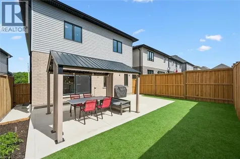 552 Nathalie Crescent Kitchener ON N2E 0H9