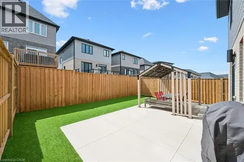 552 Nathalie Crescent Kitchener ON N2E 0H9