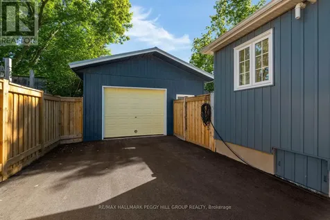 1015 Isabella Street Innisfil ON L0L 1W0