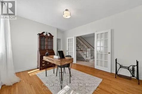 2 Regent Street Richmond Hill (mill Pond) ON L4C 9B3