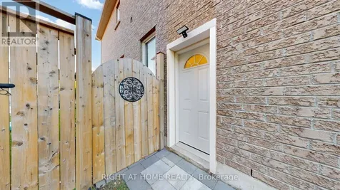 110 Thatcher Crescent East Gwillimbury ON L9N 0B9