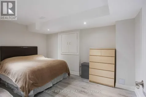110 Thatcher Crescent East Gwillimbury ON L9N 0B9