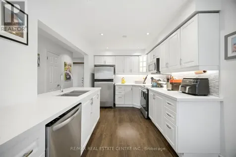 323 Michael Drive Orangeville ON L9W 4P4