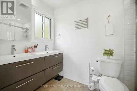 323 Michael Drive Orangeville ON L9W 4P4