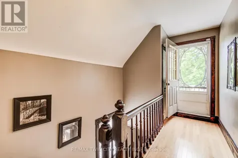 138 Water Street South Kitchener ON N2G 1Z5