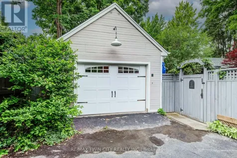 138 Water Street South Kitchener ON N2G 1Z5