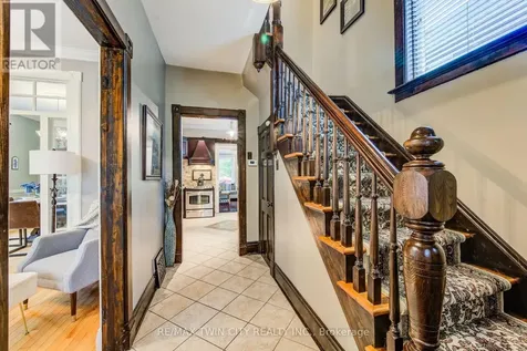 138 Water Street South Kitchener ON N2G 1Z5