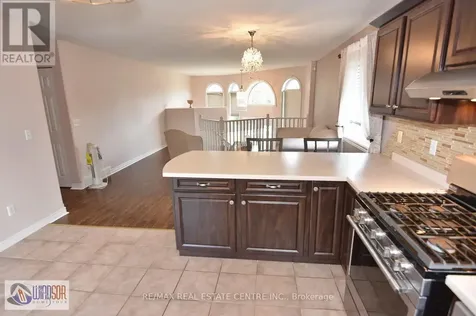 3602 Holburn Street Windsor ON N9E 4V4