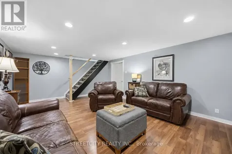 862 Montrose Street Sarnia ON N7T 5B7