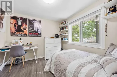 862 Montrose Street Sarnia ON N7T 5B7
