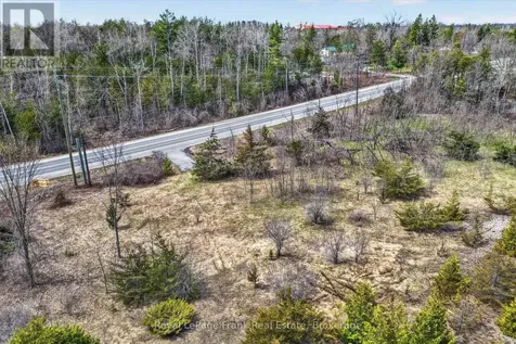 Lot 4 Lakefield Road Selwyn ON K9J 6X5