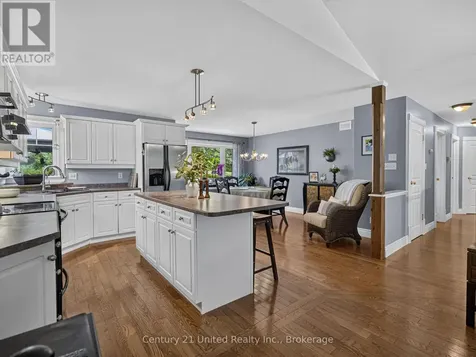 3034 Clear Lake Road Selwyn ON K0L 2H0