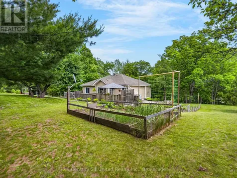 3034 Clear Lake Road Selwyn ON K0L 2H0