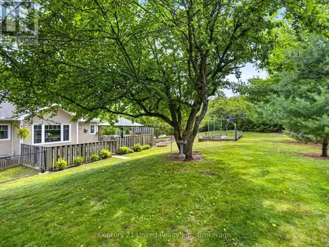 3034 Clear Lake Road Selwyn ON K0L 2H0