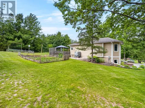 3034 Clear Lake Road Selwyn ON K0L 2H0