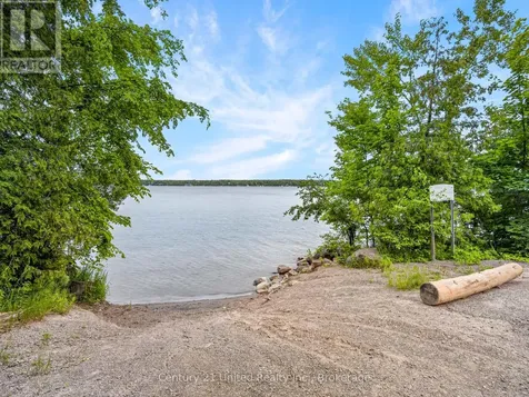 3034 Clear Lake Road Selwyn ON K0L 2H0