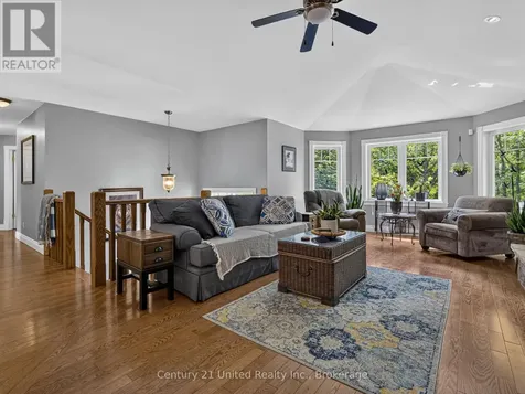 3034 Clear Lake Road Selwyn ON K0L 2H0