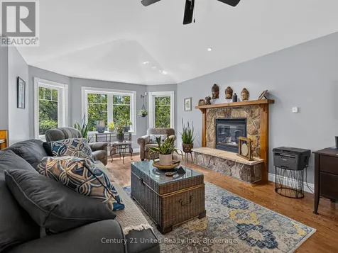 3034 Clear Lake Road Selwyn ON K0L 2H0
