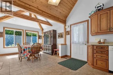 734 Duffus Drive Selwyn ON K0L 1T0