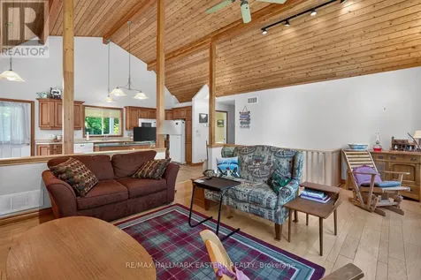 734 Duffus Drive Selwyn ON K0L 1T0