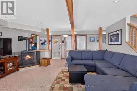 734 Duffus Drive Selwyn ON K0L 1T0