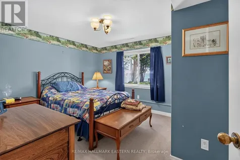 734 Duffus Drive Selwyn ON K0L 1T0