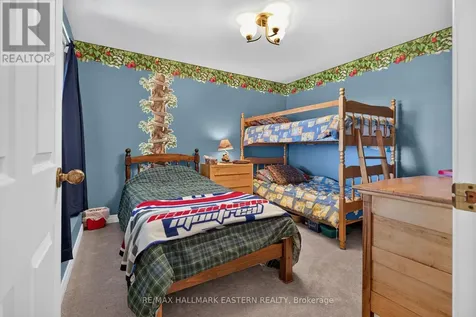 734 Duffus Drive Selwyn ON K0L 1T0