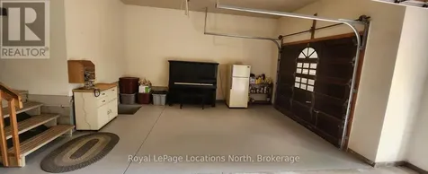 44 Kelley Crescent Wasaga Beach ON L9Z 1J3