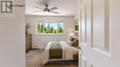 2133 Klondike Park Road Wasaga Beach ON L9Z 2W9
