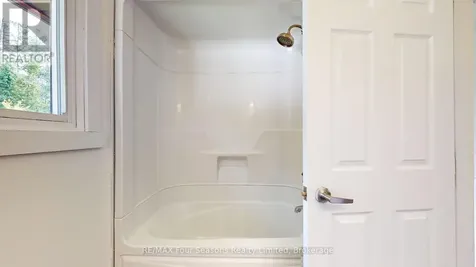2133 Klondike Park Road Wasaga Beach ON L9Z 2W9