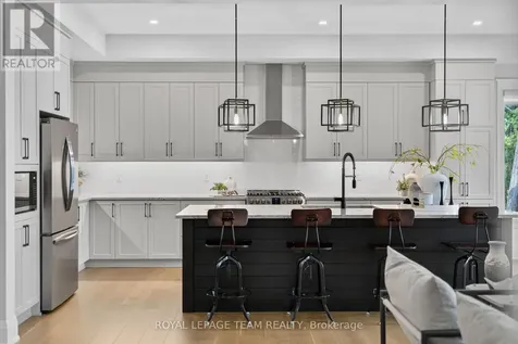 10 B Brigade Avenue Ottawa ON K2S 1J1