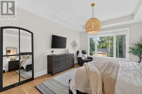 10 B Brigade Avenue Ottawa ON K2S 1J1