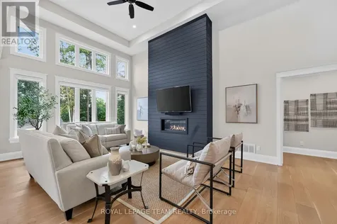 10 B Brigade Avenue Ottawa ON K2S 1J1