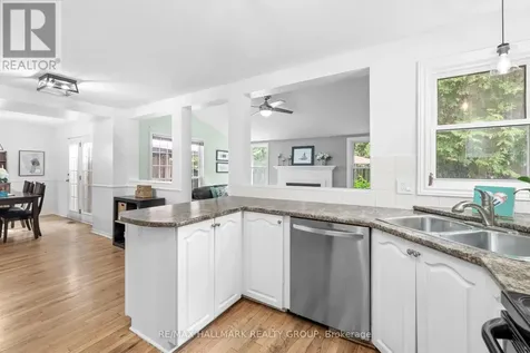 652 Thicket Way Ottawa ON K4A 3A7