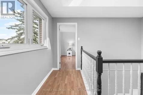 652 Thicket Way Ottawa ON K4A 3A7