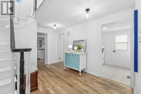 652 Thicket Way Ottawa ON K4A 3A7
