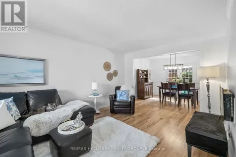 652 Thicket Way Ottawa ON K4A 3A7