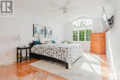 4565 Sugar Maple Drive Ottawa ON K1V 1R7