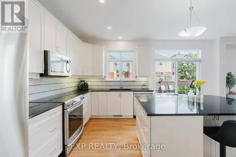 4565 Sugar Maple Drive Ottawa ON K1V 1R7