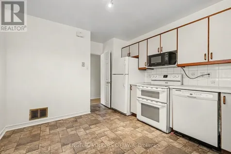 325 Summit Avenue Ottawa ON K1H 5Z7