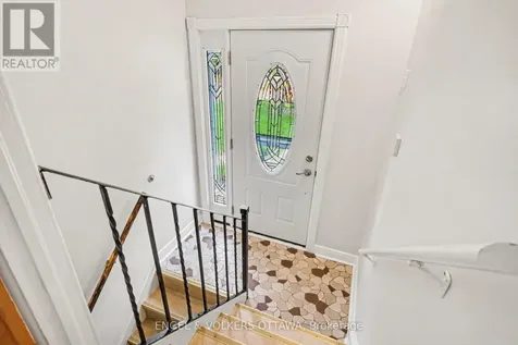 325 Summit Avenue Ottawa ON K1H 5Z7