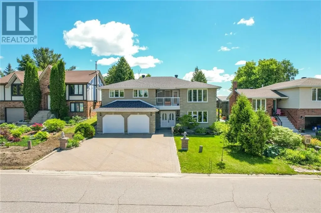 371 Moonrock Avenue Sudbury ON P3E 5X2