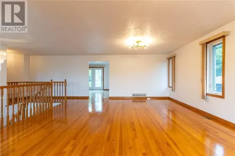 371 Moonrock Avenue Sudbury ON P3E 5X2