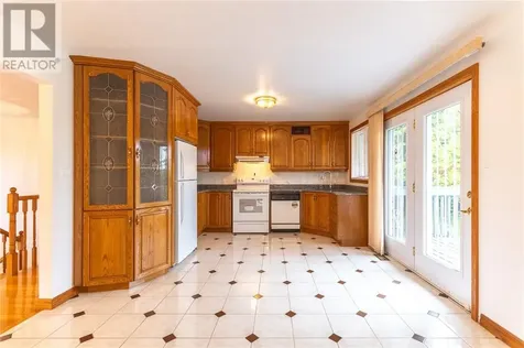 371 Moonrock Avenue Sudbury ON P3E 5X2
