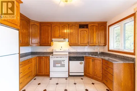 371 Moonrock Avenue Sudbury ON P3E 5X2