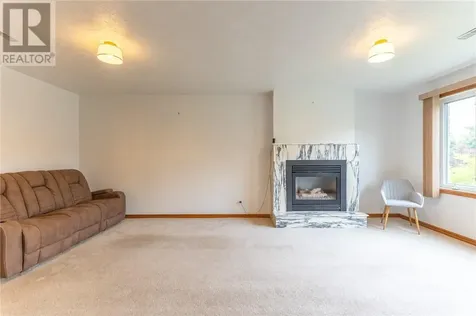 371 Moonrock Avenue Sudbury ON P3E 5X2